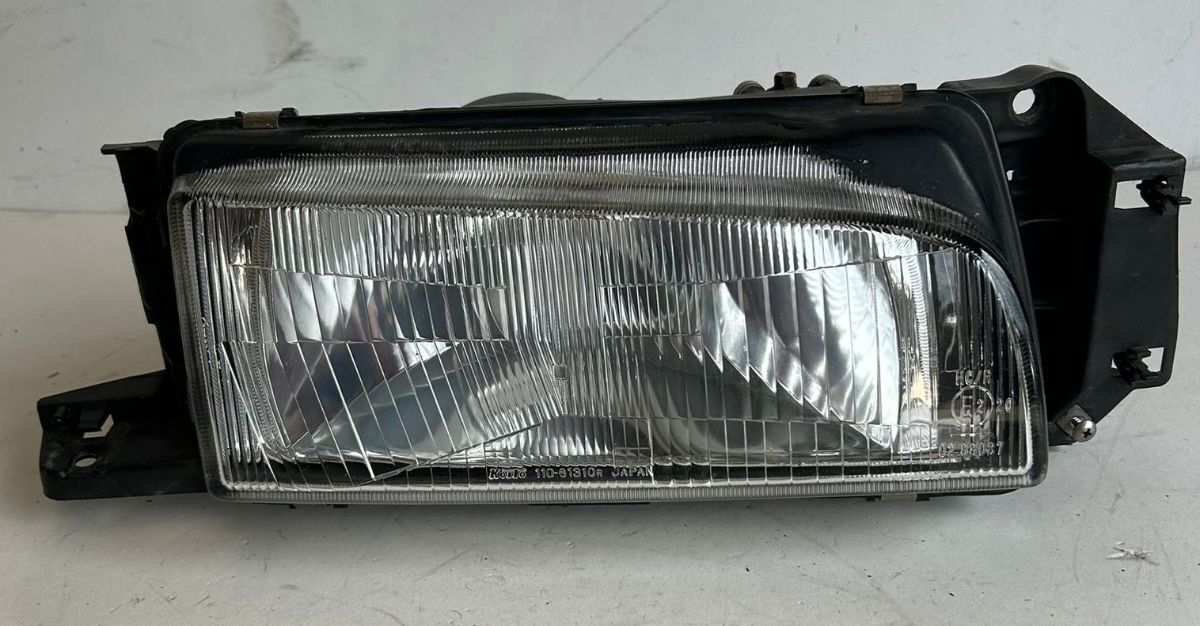 MAZDA 323 LXI SALOON DRIVER SIDE HEADLIGHT UNIT OFFSIDE FITS 1993