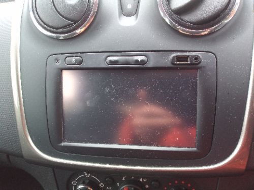 DACIA SANDERO STEPWAY LAUREATE TCE MK2 (B52) STEREO SCREEN 2013-2016