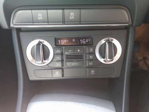 AUDI Q3 TDI SE MK1 (8U) AIR CON CONTROL UNIT 2011-2015