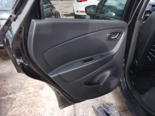 RENAULT CAPTUR MK1 PASSENGER N/S REAR DOOR CARD FITS 2014