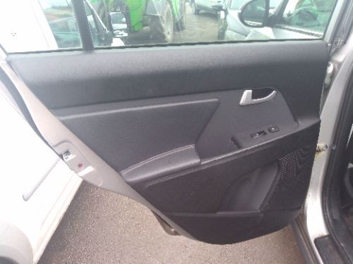 KIA SPORTAGE CRDI 3 SAT NAV MK3 PASSENGER N/S REAR DOOR CARD 2015