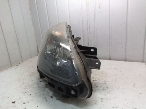 RENAULT CLIO DYNAMIQUE MK3 DRIVER SIDE O/S HEADLIGHT 2009-2013
