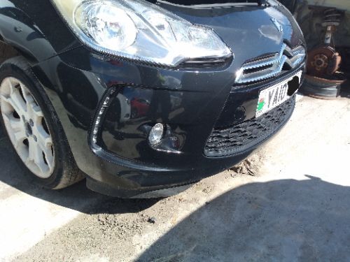 CITROEN DS3 HDI BLACK AND WHITE MK1 FRONT BUMPER EXL BLACK 2010-2011